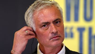 Jose Mourinho instantly rules out bringing two former players to Fenerbahce