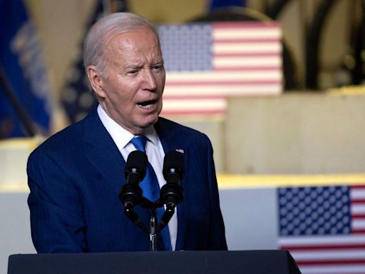 Qué cambia realmente con la nueva propuesta del gobierno de Biden para migrantes que solicitan asilo en EE.UU.