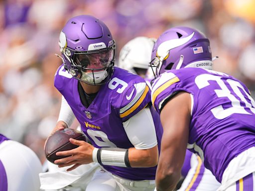 Vikings QB J.J. McCarthy out for entire rookie season after meniscus surgery