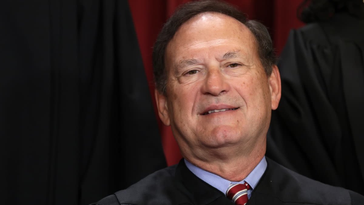 Supreme Court Justice Alito sold Bud Light stock, then bought Coors, during boycott