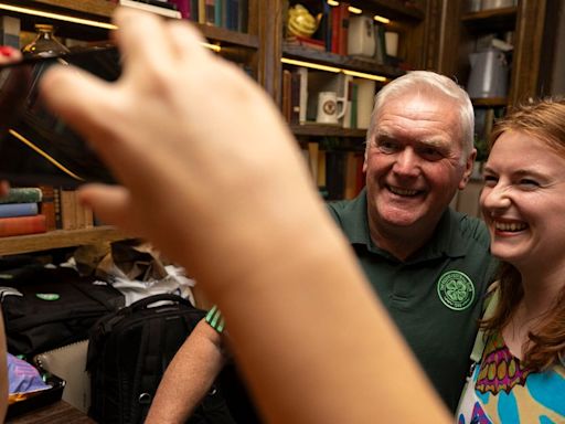 The real Bear makes triumphant Celtic cameo as 60 Washington diehards rejoice that Hoops are in town - Gannon's USA diary