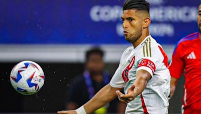 Perú cumple un aceptable debut contra Chile con un Carlos Zambrano imperial en el inicio de la Copa América 2024