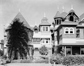 Winchester Mystery House