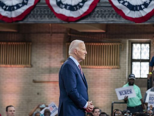 Biden pide a los afroamericanos su apoyo para volver a convertir a Trump en "perdedor"