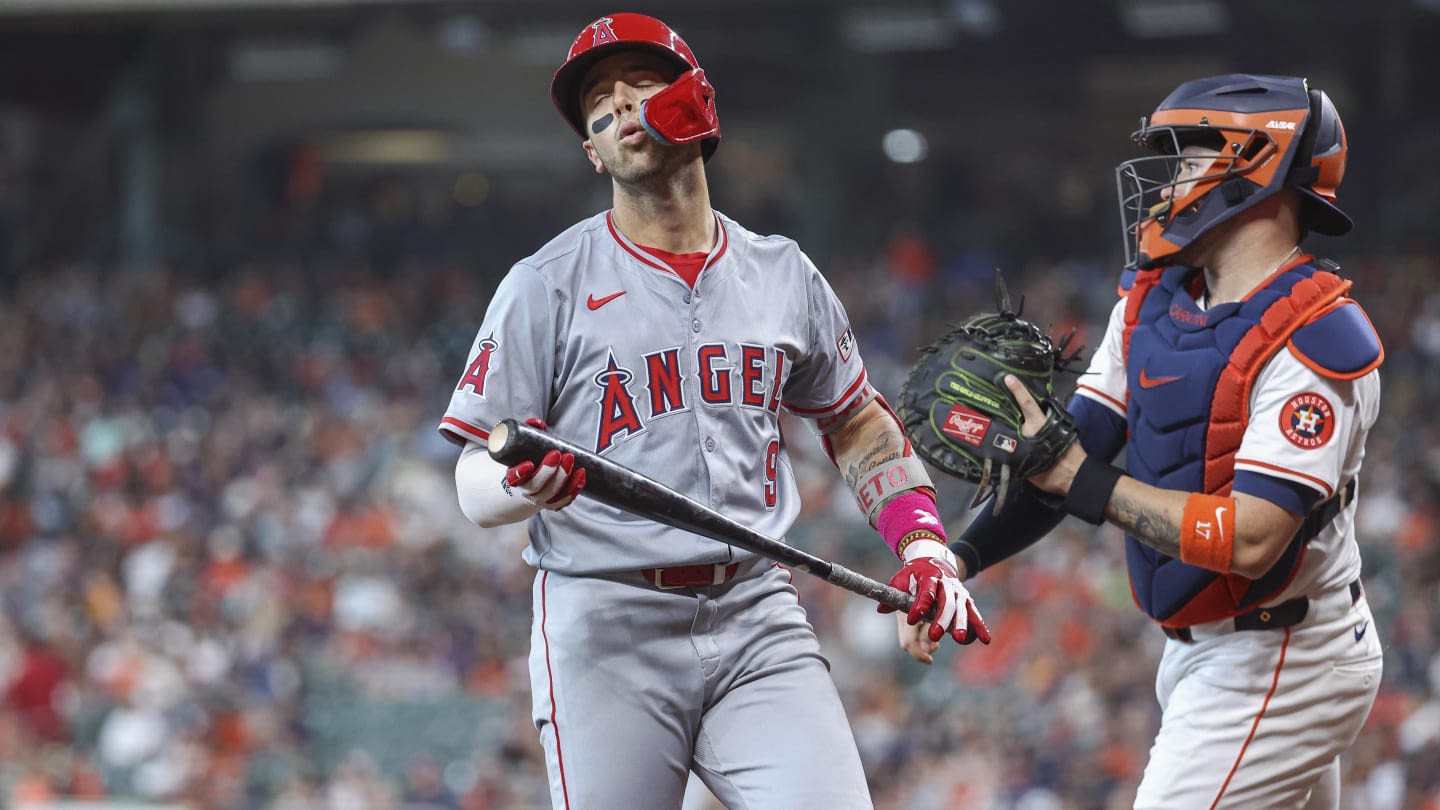 Angels News: Zach Neto Has 'A Little Concern' With Elbow Injury