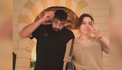 Pakistani Actor Hania Aamir On Dating Rumours With Badshah: "My Only Problem Is That I'm Not Married"