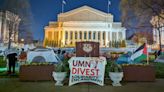 Massive demonstration follows arrests at U of M