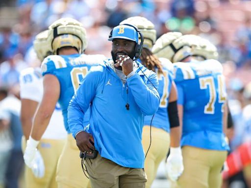 UCLA spring showcase at Rose Bowl has players feeling 'like L.A. is Bruin fans again'