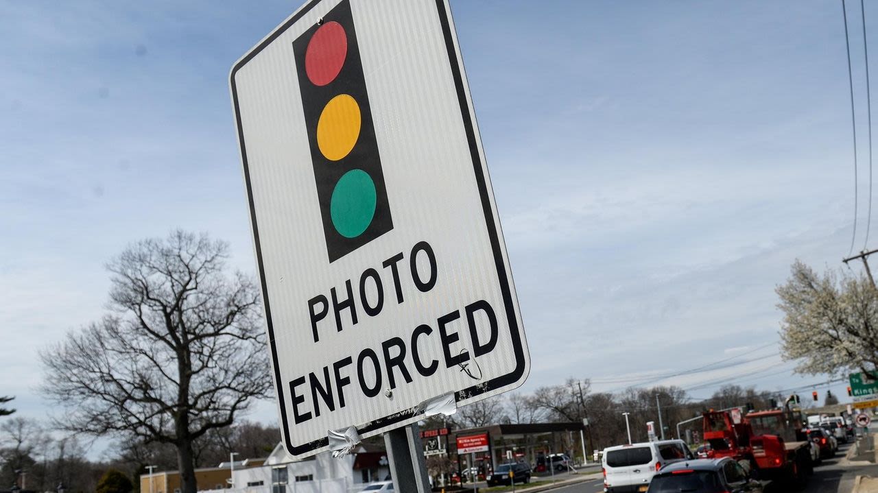 Lack of NYS Senate sponsor leaving Suffolk red light camera renewal in limbo
