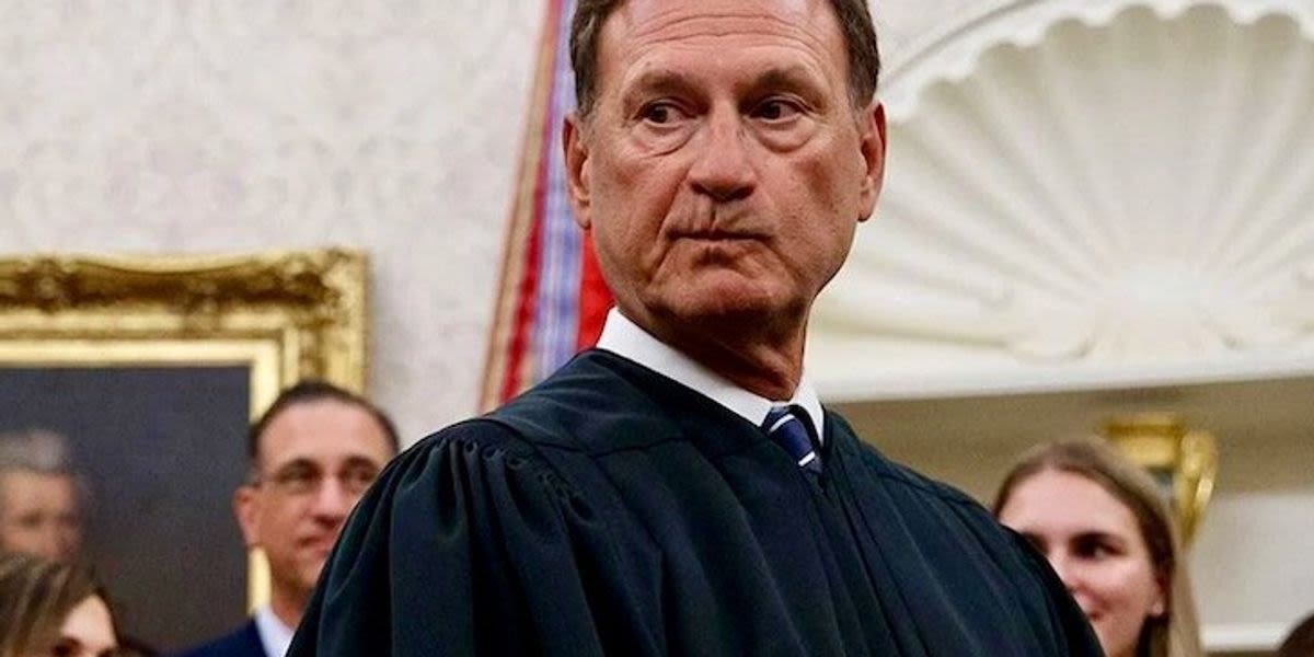 MAGA symbol was visible on Samuel Alito's property as Supreme Court weighed election case