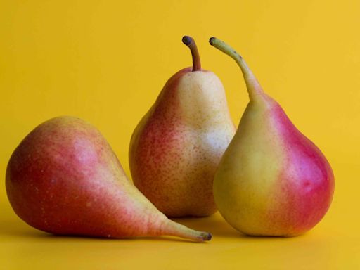 6 Surprising Health Benefits of Pears