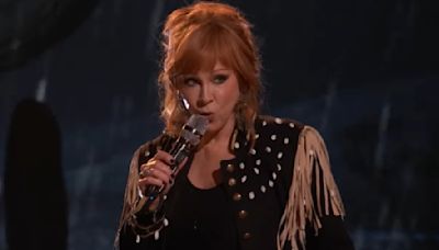 Reba McEntire Debuts Brand New Song On "The Voice" & Fans Are Raving