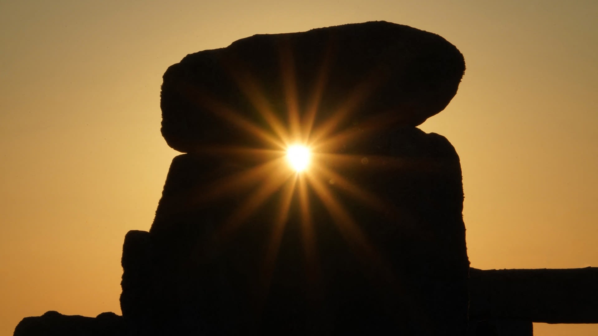 Summer solstice 2024 is here! See celebrations at Stonehenge and beyond (photos)