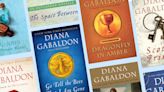 'Outlander' fans, you might be reading the books in the wrong order. Here's the correct chronological order, according to author Diana Gabaldon.