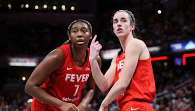 Fever defeat Sky, 71–70, in first WNBA meeting between Caitlin Clark and Angel Reese