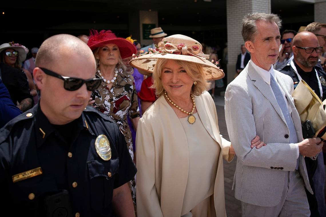 See celebrities on the red carpet at Kentucky Derby 150. Jimmy Fallon, Wyonna Judd & more