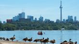 Rainfall warning issued for Toronto amid sweltering temperatures