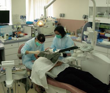 「長者牙科服務資助」改條件 不適合鑲假牙亦受惠