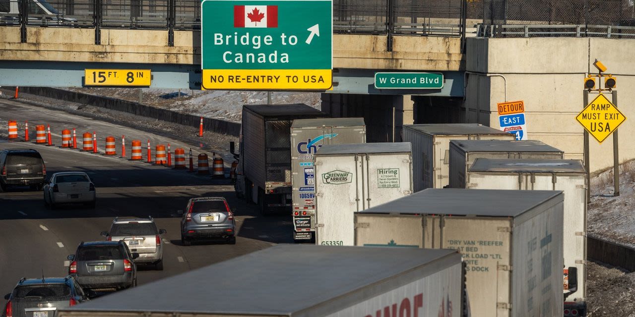 Canada Border Agents Threaten June Strike, Risking Billions in Cross-Border Trade