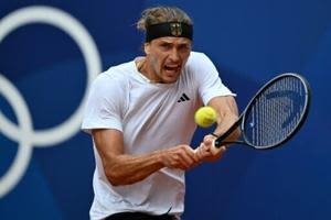 Zverev survives surface switch as seeds tumble in Montreal | Fox 11 Tri Cities Fox 41 Yakima