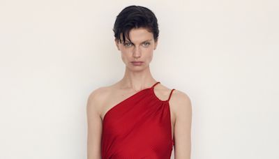 Cette robe Mango est la pièce la plus vendue en ce moment