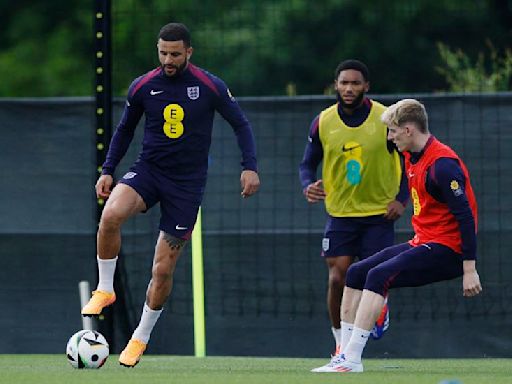 Soccer-'John the Swan', 'Keith the Teeth' - England play name games