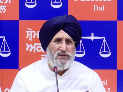 Embarrassed, SAD asks 'disgruntled elements' to speak on party platform | Chandigarh News - Times of India