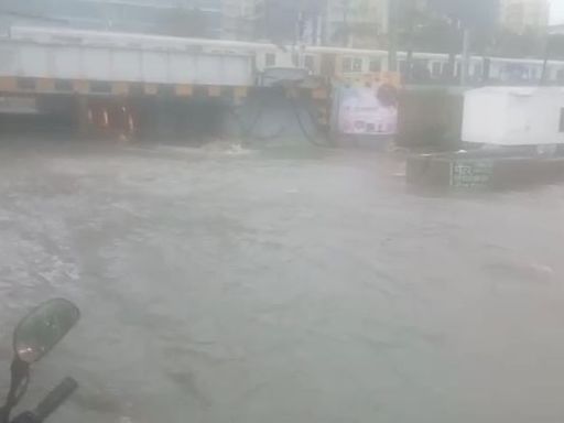 Heavy Rain In Mumbai Causes Traffic Chaos, Andheri Subway Flooded