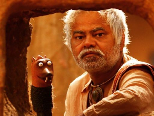 5 underrated Sanjay Mishra movies on Netflix that are quirky treasures