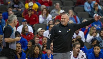 Kansas women’s basketball coach Brandon Schneider inks two-year contract extension