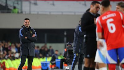 Lionel Scaloni analizó la goleada de la selección argentina ante Chile, regaló elogios y se molestó por el horario del partido con Colombia