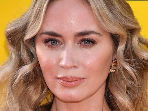 Emily Blunt admits she 'wanted to throw up' during on-screen kisses