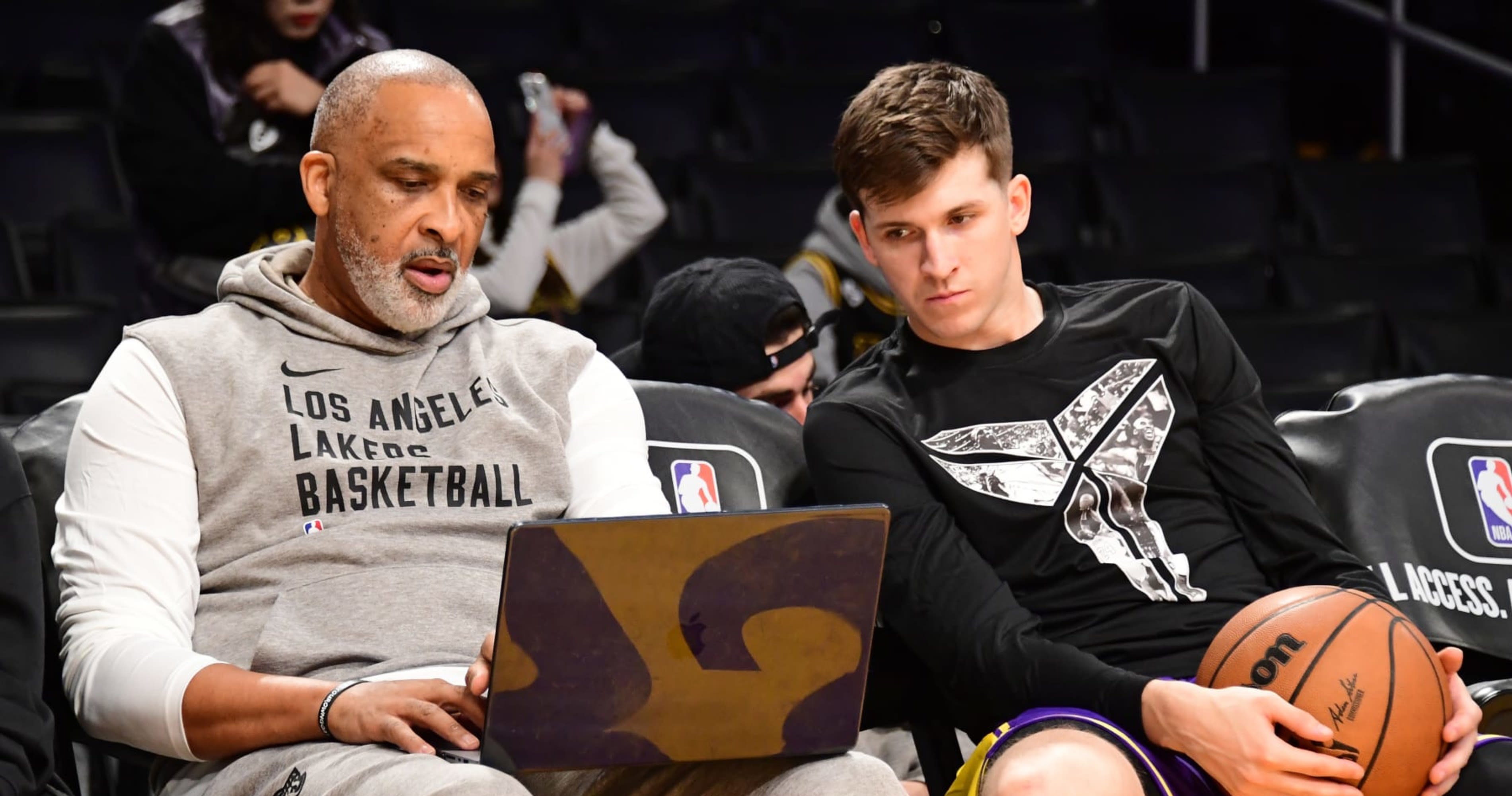 NBA Rumors: Lakers' Fire Phil Handy, Entire Coaching Staff After Darvin Ham's HC Exit