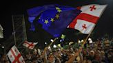 Os protestos na Geórgia e a lei dos “agentes estrangeiros” que a afasta “da via europeia”