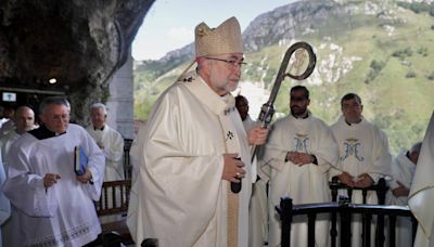 El Arzobispo, sobre la ausencia de Barbón en el Día de Asturias: “En Covadonga no falta ninguno de los que declinan entrar por razones tan dudosas como extrañas”