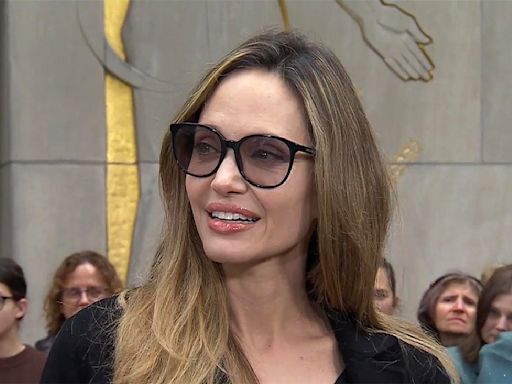 Angelina Jolie and daughter Vivienne visit TODAY for Broadway Week