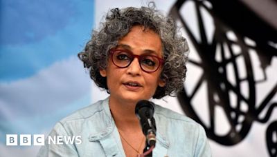 Arundhati Roy wins PEN Pinter Prize for her 'powerful voice'