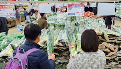 South Korea to slap fines on food manufacturers for ‘shrinkflation’ - BusinessWorld Online