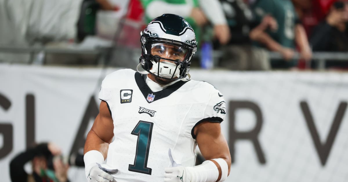 Stock Up or Down: Eagles Training Camp Update