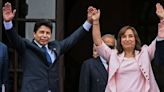 La presidenta Dina Boluarte le sigue los pasos a su antecesor Pedro Castillo
