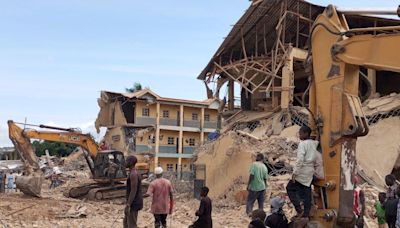 Children killed in Nigeria school collapse