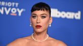 Katy Perry rompe un récord en YouTube, superando a Taylor Swift y Shakira - La Opinión