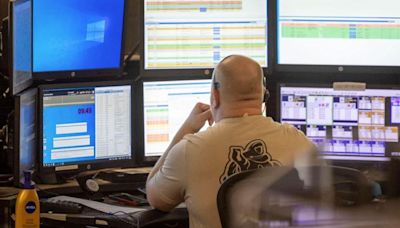 Nebraska regulators sign $1.32M contract to 'supplement' state's troubled 911 system