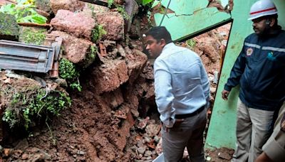 Rain-related deaths in Mangaluru surge to 6 after two auto-drivers electrocuted