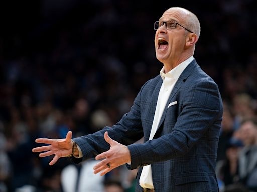 Before they reached unprecedented heights, UConn and Dan Hurley had to emerge from these low points