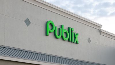 Autoridades investigan luego que un hombre se prendió fuego dentro de una tienda Publix