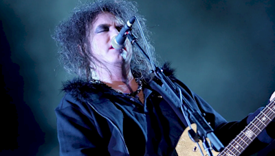 The Cure anuncia inédita faixa 'Alone' para esta sexta-feira