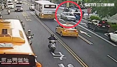 快訊／台南重大車禍！轎車失控逆向衝撞多輛汽、機車 4女送醫