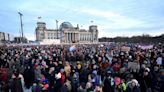 Hundreds of thousands demonstrate against right-wing extremism in Germany