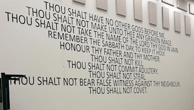 Itasca County faces blowback over Ten Commandments jail display